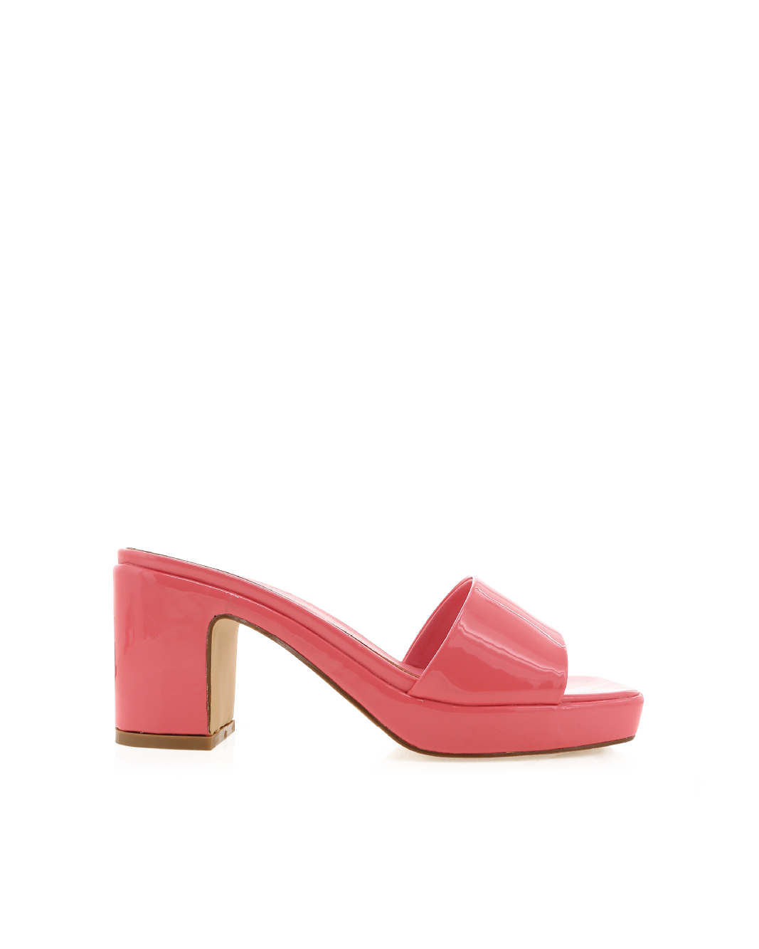 Coral outlet block heels