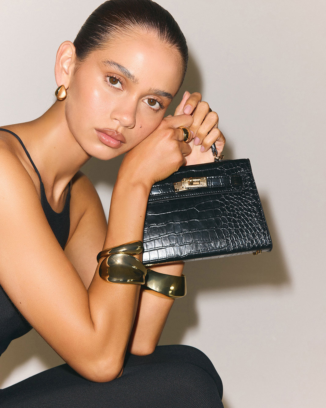 HARIETTE HANDLE BAG - BLACK CROC SHINE-GOLD-Handbags-Billini-BILLINI USA