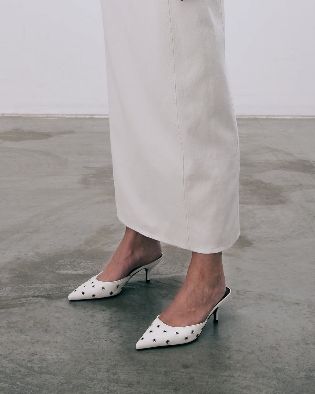 MILES - WHITE-PUMPS-Billini-BILLINI USA