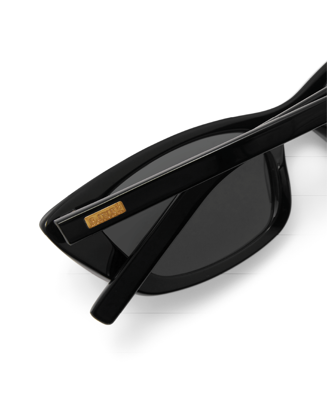 THE ADA - BLACK-BLACK-SUNGLASSES-BANBE-BILLINI USA