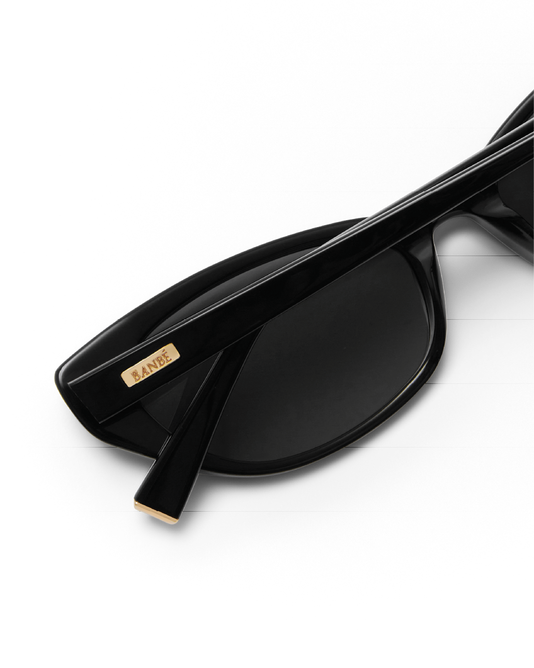 THE DEMI - BLACK-BLACK-SUNGLASSES-BANBE-BILLINI USA