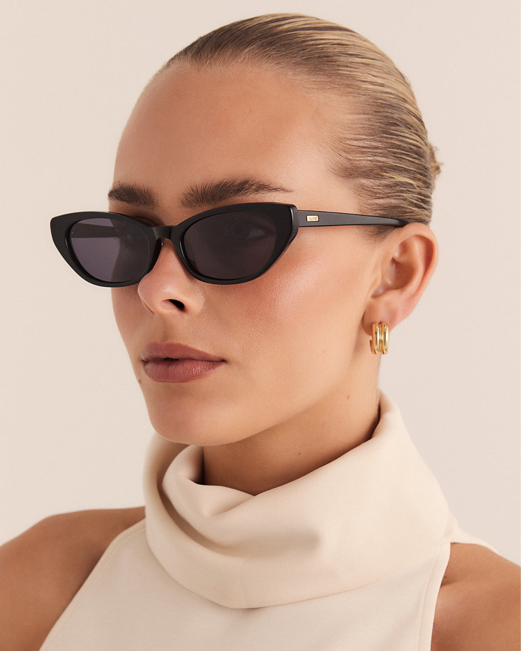 THE DEMI - BLACK-BLACK-SUNGLASSES-BANBE-BILLINI USA