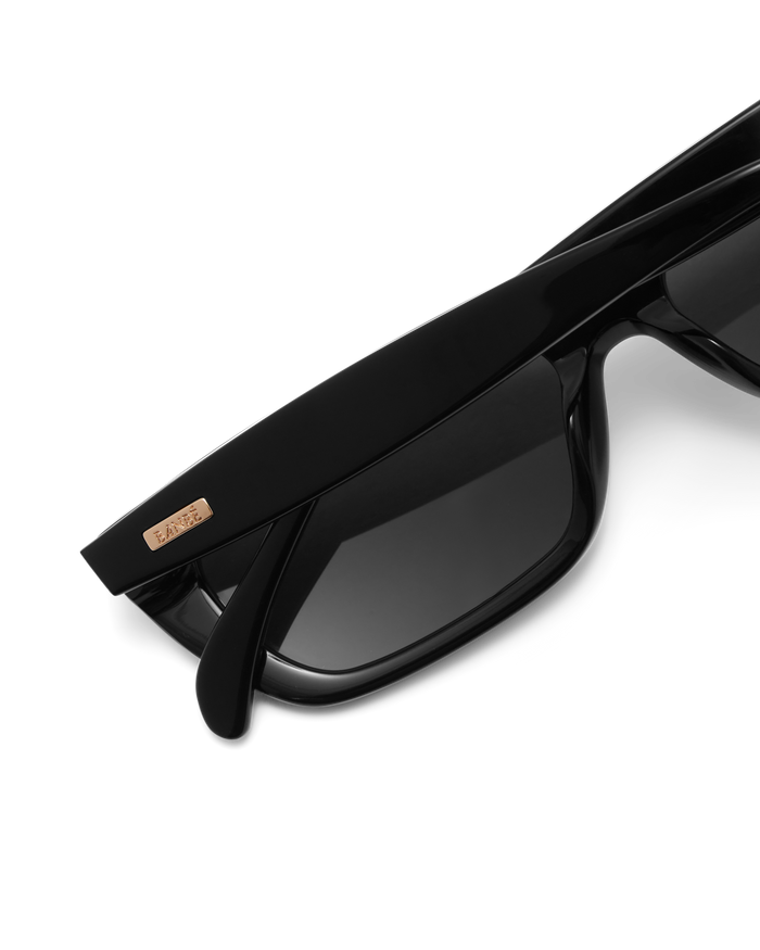 THE HALSEY - BLACK-BLACK-SUNGLASSES-BANBE-BILLINI USA