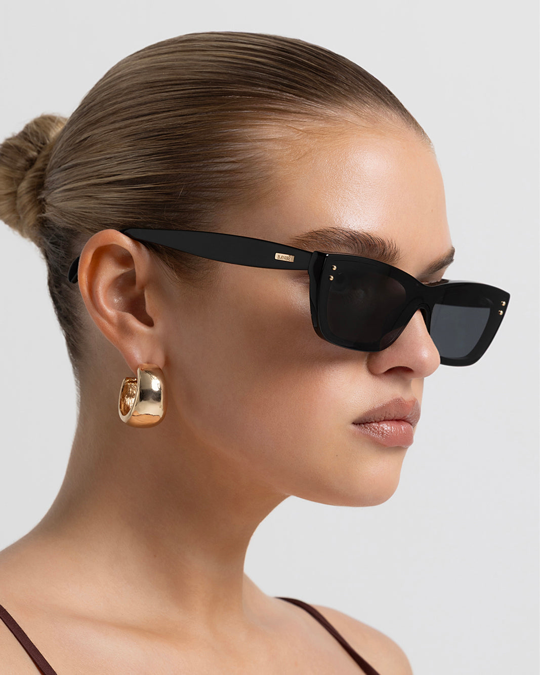 THE HALSEY - BLACK-BLACK-SUNGLASSES-BANBE-BILLINI USA