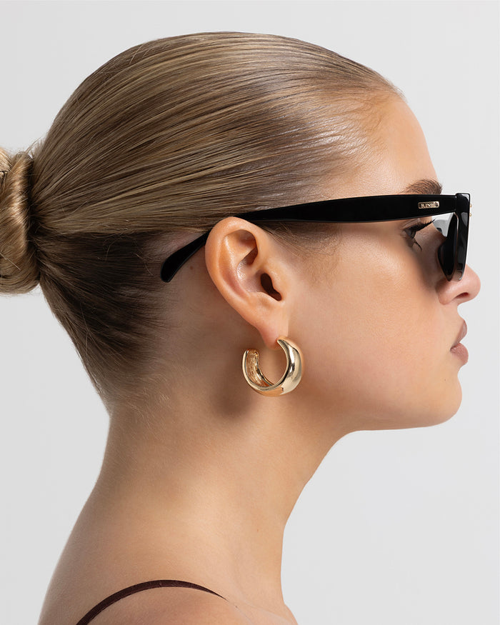 THE HALSEY - BLACK-BLACK-SUNGLASSES-BANBE-BILLINI USA