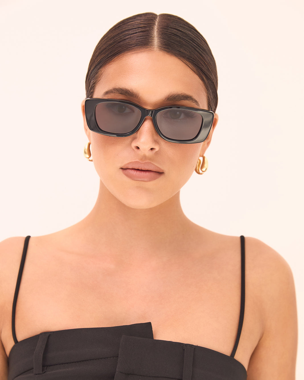 THE HEPBURN - BLACK-SMOKE-SUNGLASSES-BANBE-O/S-BILLINI USA