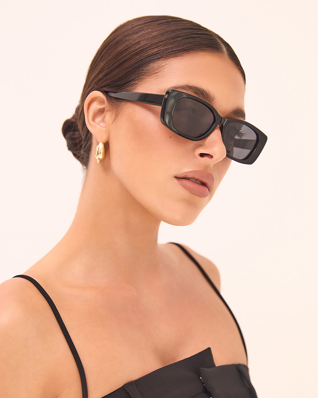 THE HEPBURN - BLACK-SMOKE-SUNGLASSES-BANBE-O/S-BILLINI USA