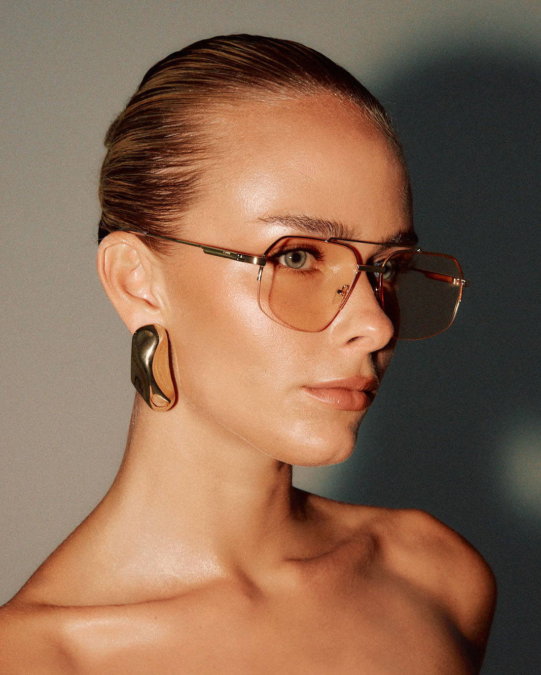 THE HOOPER - GOLD-LIGHT PEACH-SUNGLASSES-BANBE-BILLINI USA