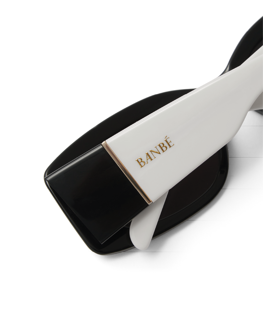 THE MARGOT - BLACK-IVORY-BLACK-SUNGLASSES-BANBE-BILLINI USA
