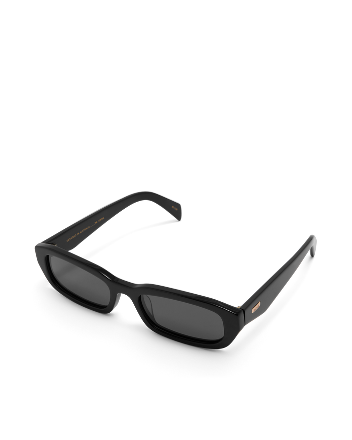 THE SOPHIA - BLACK-BLACK-SUNGLASSES-BANBE-BILLINI USA