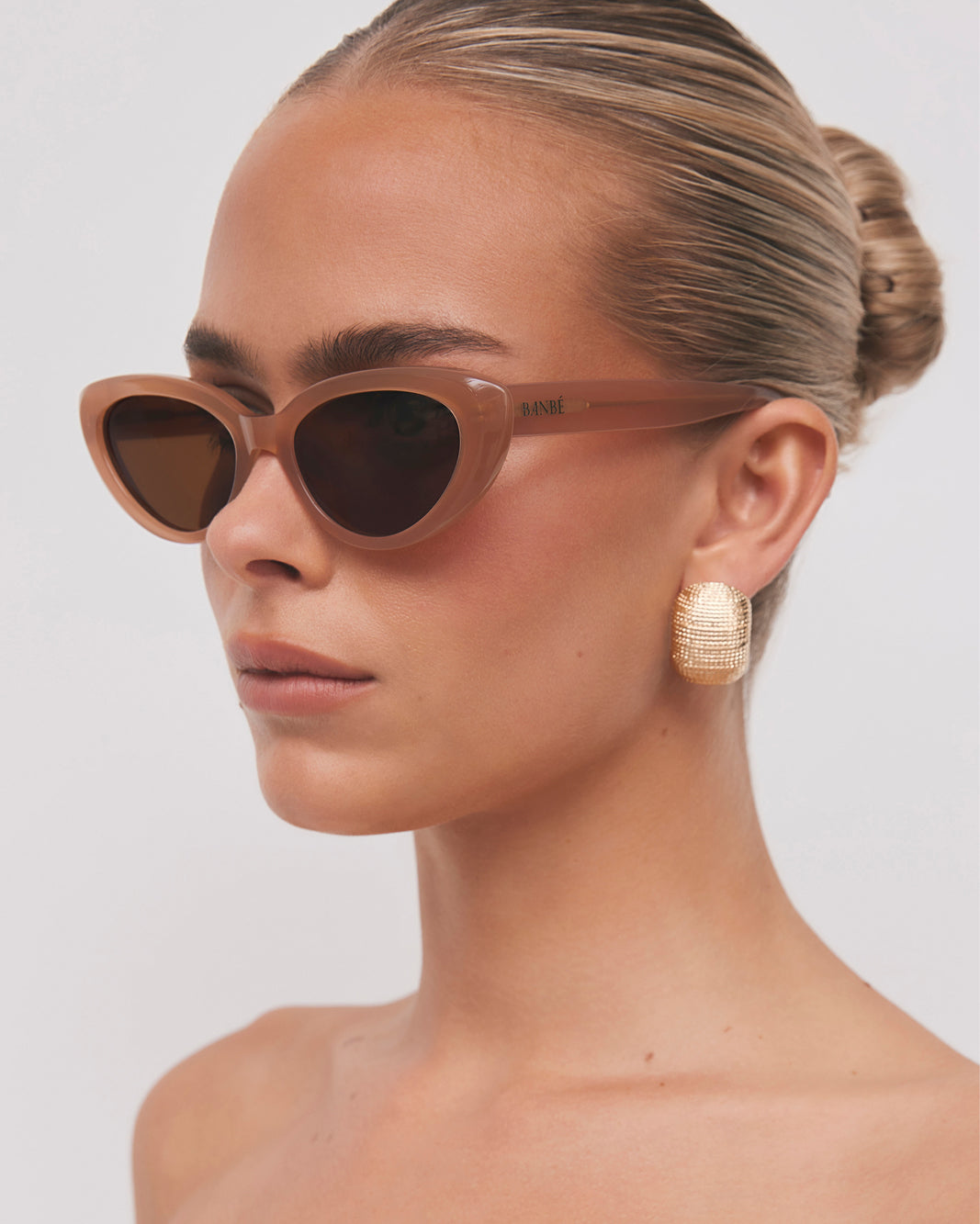 THE SWEENEY - NUDE-CHOCOLATE-SUNGLASSES-BANBE-BILLINI USA