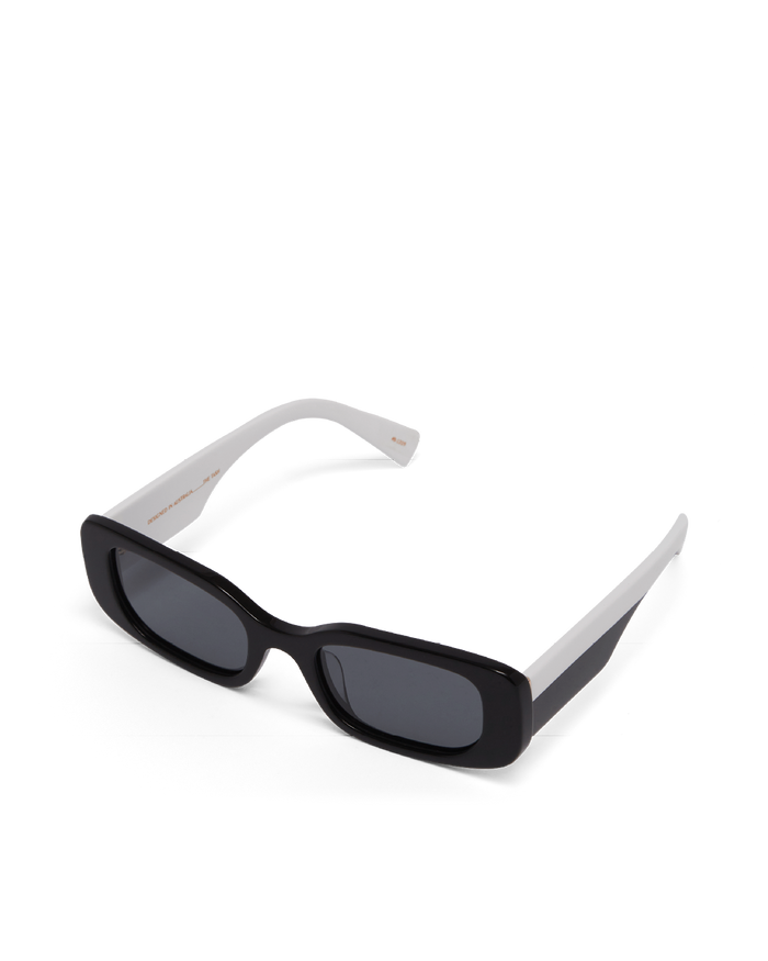 THE TASH - BLACK-WHITE-BLACK-SUNGLASSES-BANBE-BILLINI USA