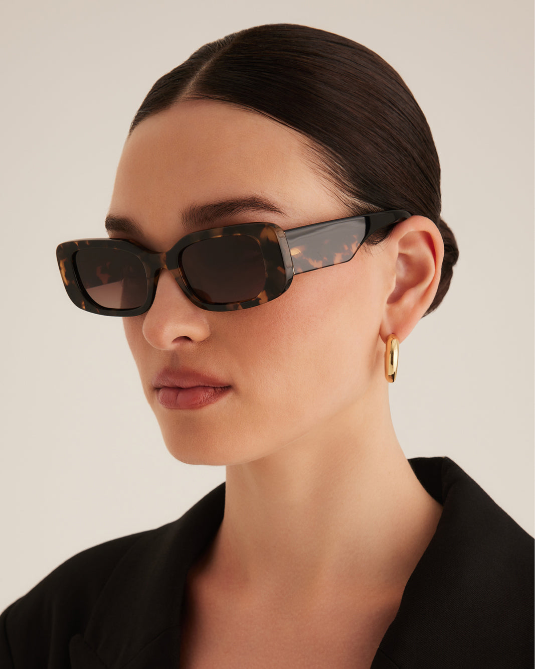 THE TASH - TOFFEE TORT-BLACK-PECAN-SUNGLASSES-BANBE-BILLINI USA