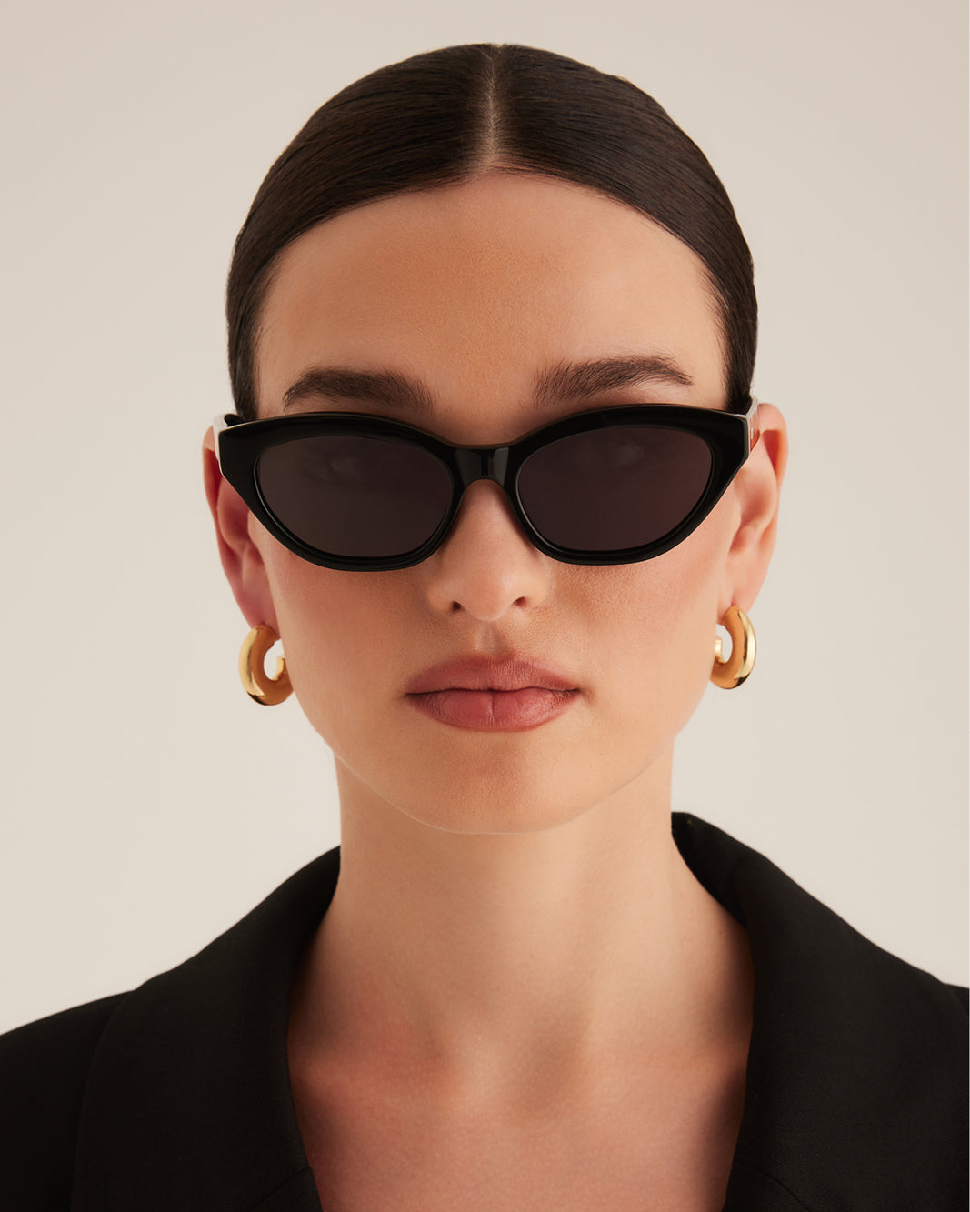 THE WINSLET - BLACK-BLACK-SUNGLASSES-BANBE-BILLINI USA