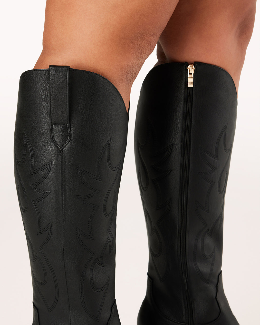 URSON EXTENDED CURVE - BLACK-Boots-Billini-BILLINI USA